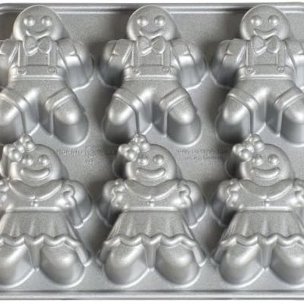 Gingerbread Kids Cakelet Pan